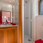Villa Lira *
